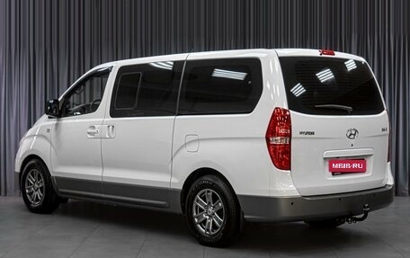 Hyundai H-1 II рестайлинг, 2014 год, 1 849 000 рублей, 2 фотография