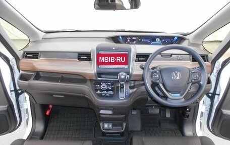 Honda Freed II, 2023 год, 1 410 000 рублей, 7 фотография