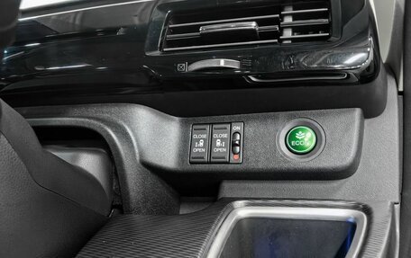 Honda Stepwgn IV, 2020 год, 2 680 000 рублей, 13 фотография