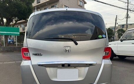 Honda Freed I, 2016 год, 921 000 рублей, 5 фотография