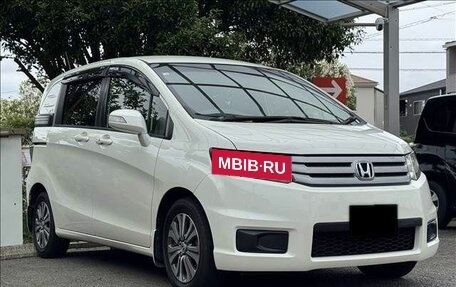 Honda Freed I, 2016 год, 941 000 рублей, 1 фотография