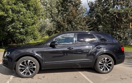 Bentley Bentayga I, 2018 год, 10 900 000 рублей, 9 фотография