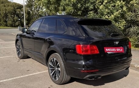 Bentley Bentayga I, 2018 год, 10 900 000 рублей, 11 фотография