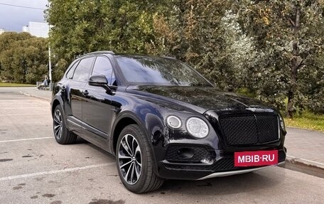 Bentley Bentayga I, 2018 год, 10 900 000 рублей, 3 фотография