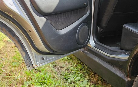 Mitsubishi Outlander III рестайлинг 3, 2006 год, 1 000 000 рублей, 36 фотография