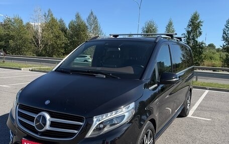 Mercedes-Benz V-Класс, 2017 год, 5 800 000 рублей, 1 фотография