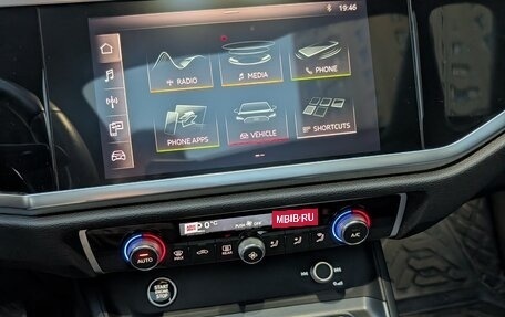 Audi Q3, 2021 год, 2 900 000 рублей, 16 фотография