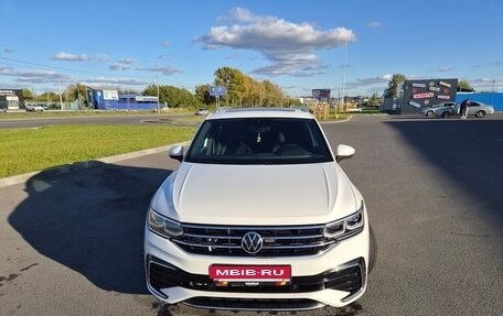 Volkswagen Tiguan II, 2021 год, 3 400 000 рублей, 3 фотография