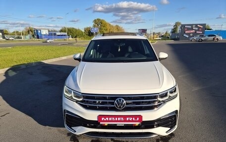 Volkswagen Tiguan II, 2021 год, 3 400 000 рублей, 25 фотография