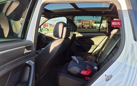 Volkswagen Tiguan II, 2021 год, 3 400 000 рублей, 18 фотография