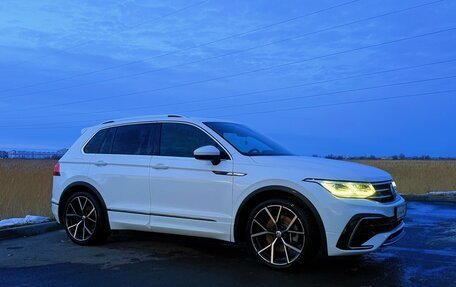 Volkswagen Tiguan II, 2021 год, 3 400 000 рублей, 36 фотография