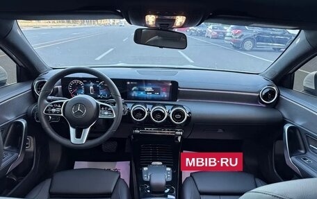 Mercedes-Benz A-Класс, 2022 год, 2 395 000 рублей, 14 фотография