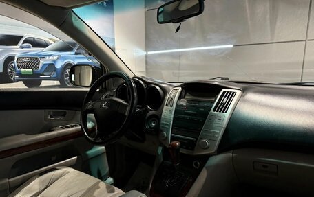 Lexus RX II рестайлинг, 2006 год, 1 300 000 рублей, 11 фотография
