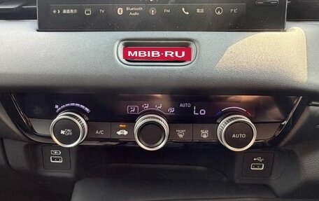 Honda Vezel, 2023 год, 1 780 000 рублей, 24 фотография