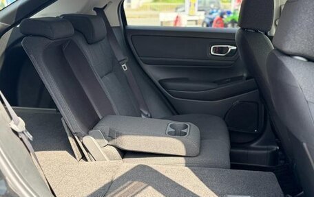 Honda Vezel, 2023 год, 1 780 000 рублей, 34 фотография