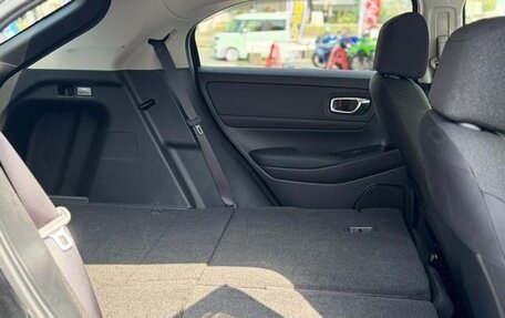 Honda Vezel, 2023 год, 1 780 000 рублей, 35 фотография