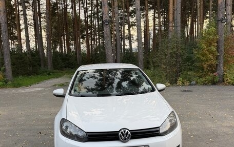 Volkswagen Golf VI, 2012 год, 1 400 000 рублей, 2 фотография