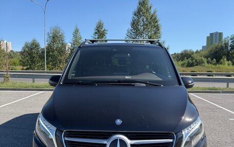 Mercedes-Benz V-Класс, 2017 год, 5 800 000 рублей, 2 фотография
