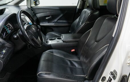 Toyota Venza I, 2013 год, 1 999 000 рублей, 15 фотография