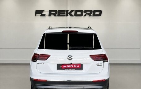 Volkswagen Tiguan II, 2017 год, 2 449 000 рублей, 6 фотография