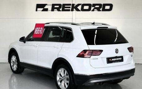 Volkswagen Tiguan II, 2017 год, 2 449 000 рублей, 2 фотография