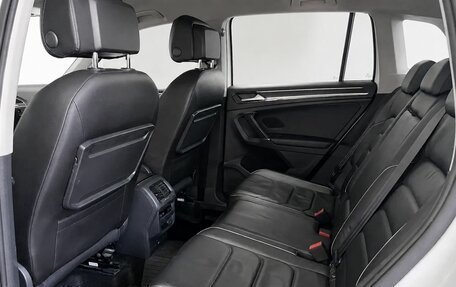 Volkswagen Tiguan II, 2017 год, 2 449 000 рублей, 19 фотография