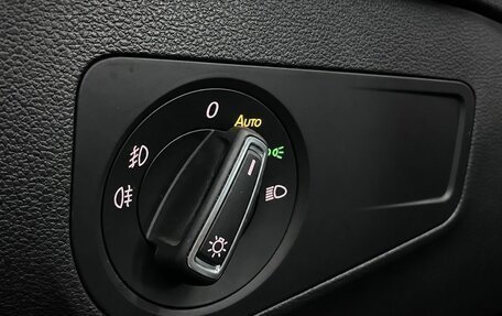 Volkswagen Tiguan II, 2017 год, 2 449 000 рублей, 16 фотография