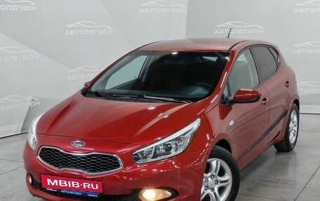 KIA cee'd III, 2012 год, 890 000 рублей, 24 фотография