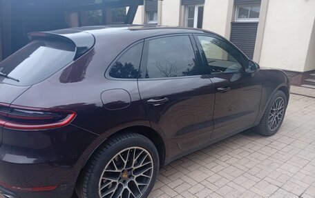 Porsche Macan I рестайлинг, 2014 год, 2 300 000 рублей, 2 фотография