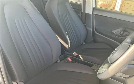 Toyota Yaris Cross, 2023 год, 1 250 000 рублей, 14 фотография