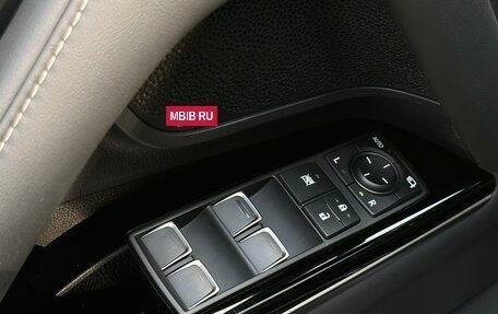 Lexus LX, 2024 год, 14 400 000 рублей, 9 фотография