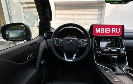 Lexus LX, 2024 год, 14 400 000 рублей, 12 фотография