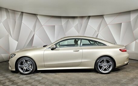 Mercedes-Benz E-Класс, 2020 год, 4 503 000 рублей, 5 фотография