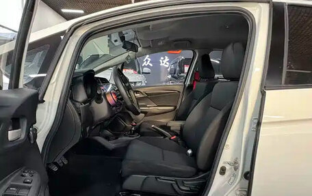 Honda Fit III, 2016 год, 990 000 рублей, 9 фотография