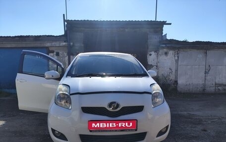 Toyota Vitz, 2010 год, 700 000 рублей, 1 фотография