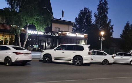 Toyota Land Cruiser 200, 2008 год, 2 750 000 рублей, 3 фотография