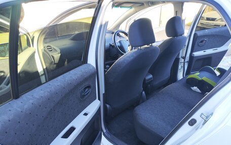 Toyota Vitz, 2010 год, 700 000 рублей, 12 фотография