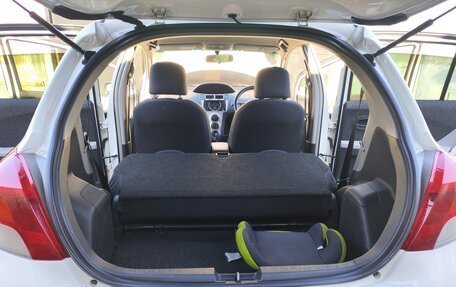 Toyota Vitz, 2010 год, 700 000 рублей, 14 фотография