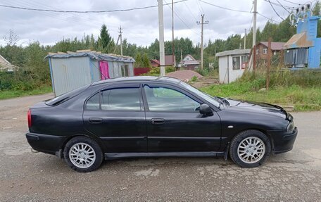 Mitsubishi Carisma I, 2002 год, 280 000 рублей, 3 фотография