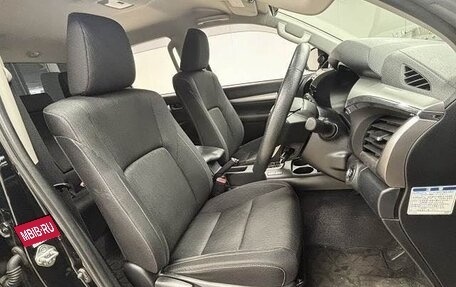 Toyota Hilux VIII, 2025 год, 4 200 000 рублей, 9 фотография
