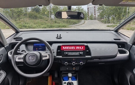 Honda Fit, 2022 год, 1 200 000 рублей, 9 фотография