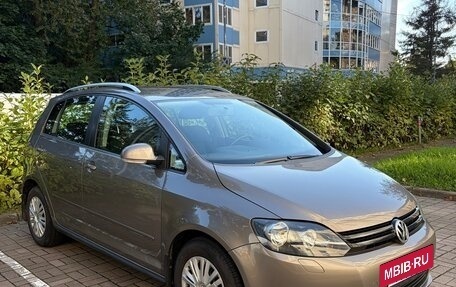 Volkswagen Golf Plus II, 2013 год, 780 000 рублей, 2 фотография