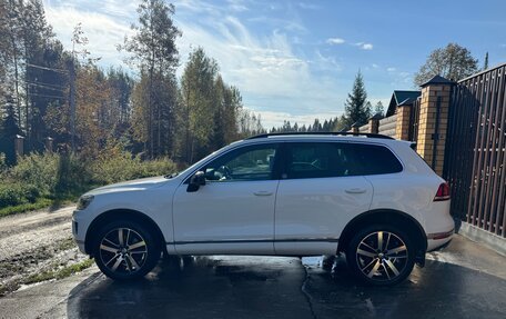 Volkswagen Touareg III, 2017 год, 3 300 000 рублей, 3 фотография