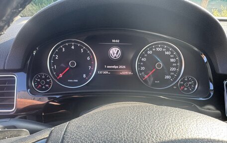 Volkswagen Touareg III, 2017 год, 3 300 000 рублей, 9 фотография