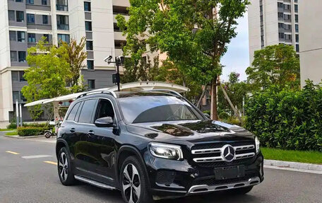 Mercedes-Benz GLB, 2023 год, 2 490 500 рублей, 3 фотография