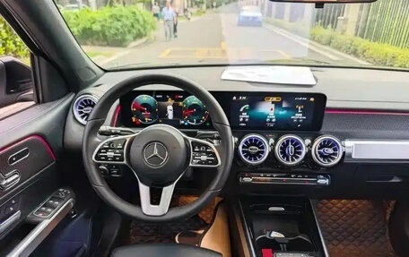 Mercedes-Benz GLB, 2023 год, 2 490 500 рублей, 8 фотография
