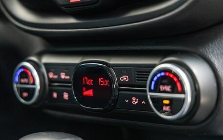 KIA Soul III, 2021 год, 1 688 000 рублей, 32 фотография