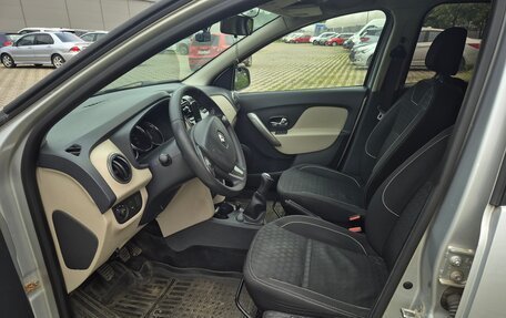 Renault Logan II, 2014 год, 670 000 рублей, 6 фотография