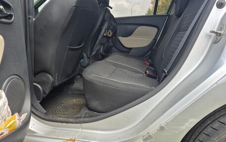 Renault Logan II, 2014 год, 670 000 рублей, 10 фотография