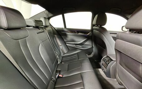 BMW 5 серия, 2019 год, 2 931 000 рублей, 13 фотография
